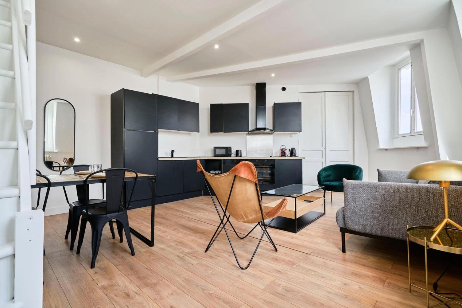 Duplex 2 Bedrooms 2 Bath Lille Exterior photo