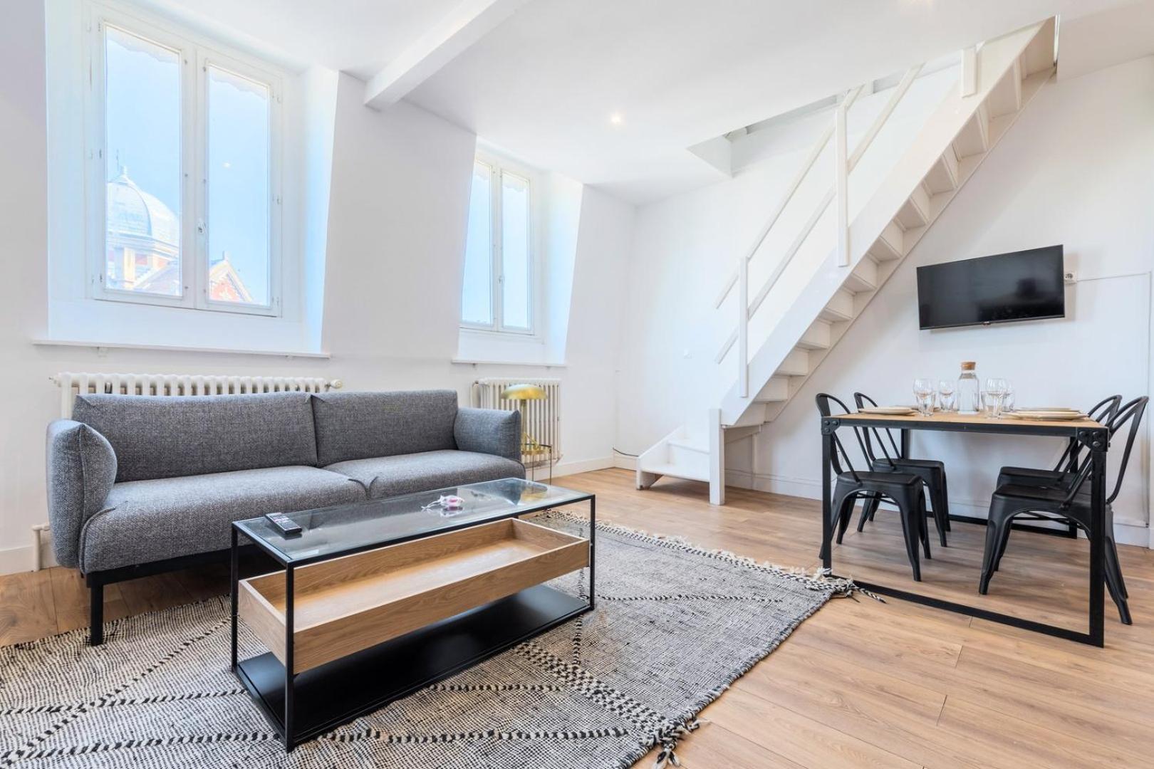 Duplex 2 Bedrooms 2 Bath Lille Exterior photo
